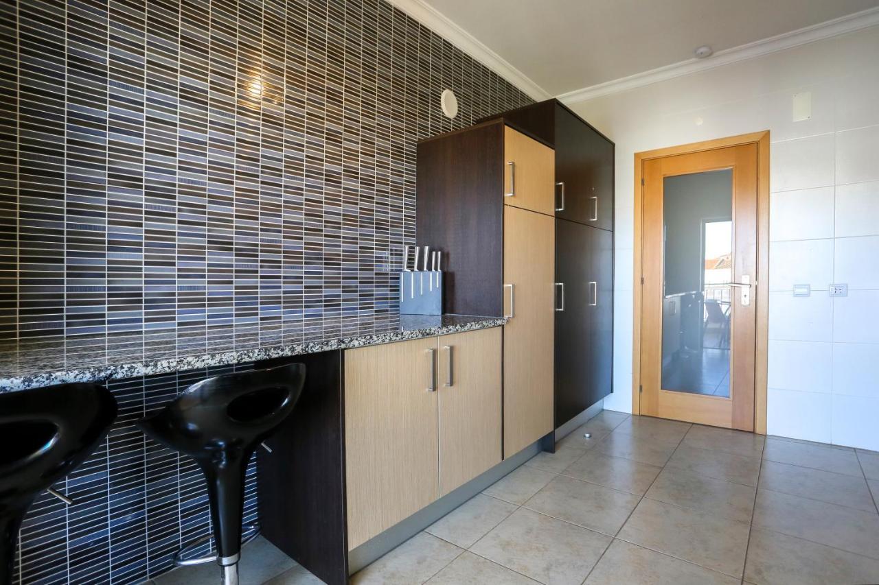 3 Bedroom Apartment With Indoor Pool Central Lagos Exterior photo